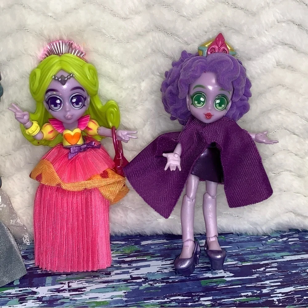 Capsule Chix Fashion Dolls 5